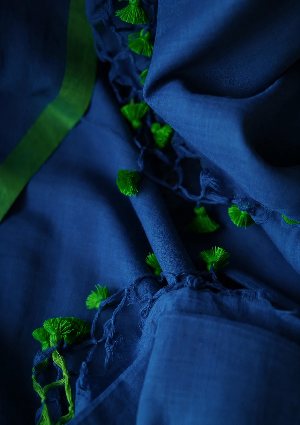 Mridula Neel Tara Soft Khadi Cotton Saree - Image 5